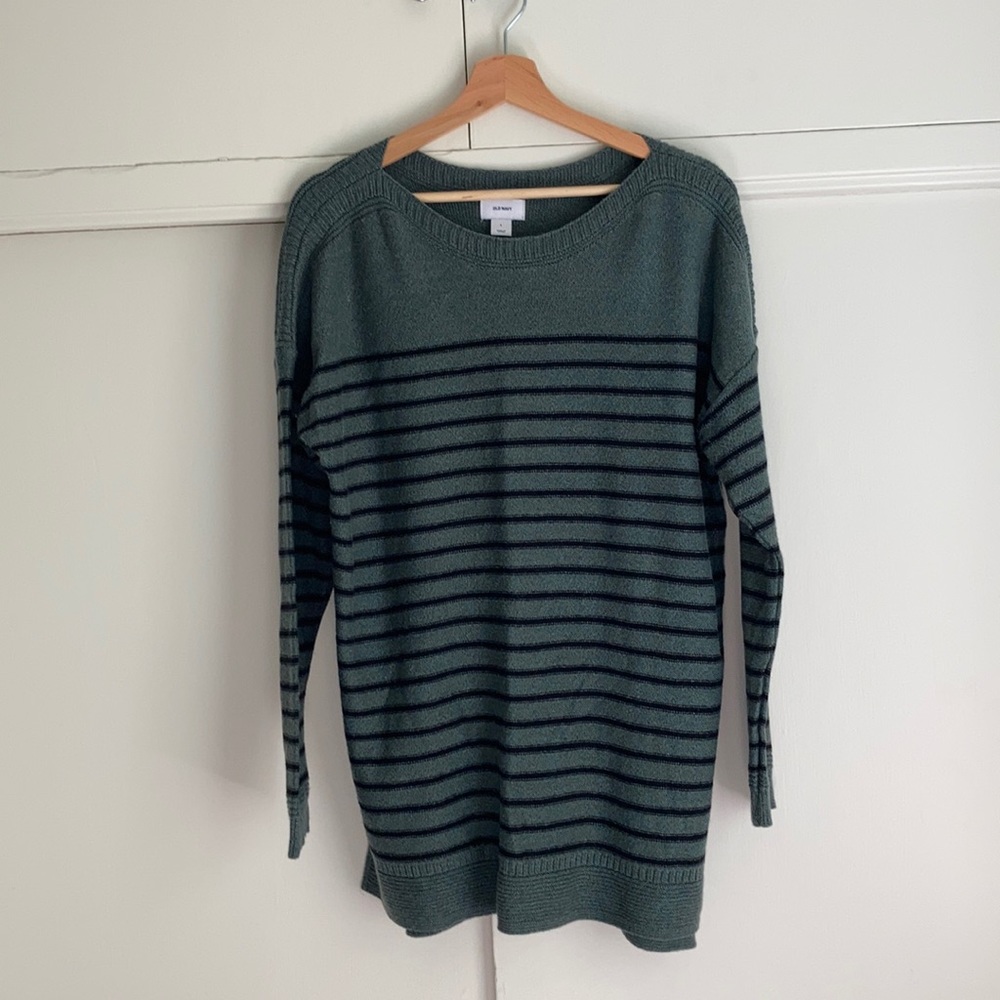 Heather green & black stripe pullover sweater